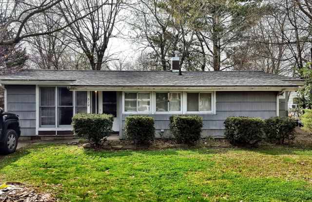 Cute 3 Bedroom Home photos photos