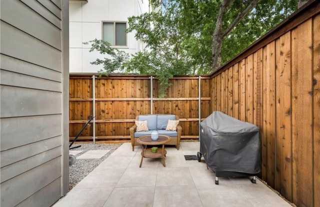 2451 N Garrett Avenue Gallery 2