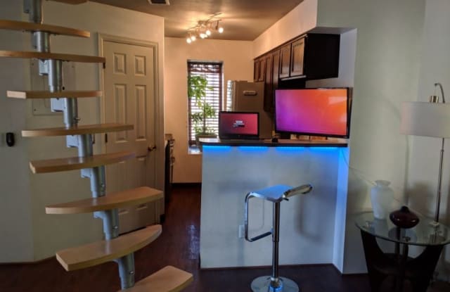 4882 E Kentucky Ave - 4882 E Kentucky Ave, Glendale, CO 80246