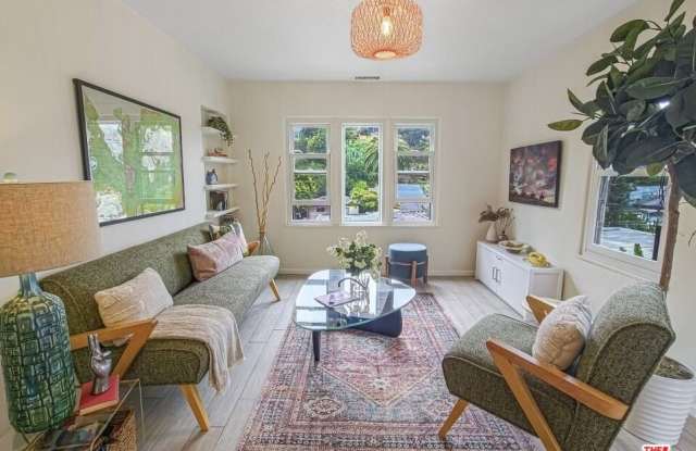 2049 Lake Shore Ave photos photos