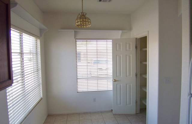 2701  E. La Costa Dr Gallery 4