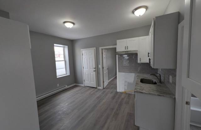 413 River Dr photos photos