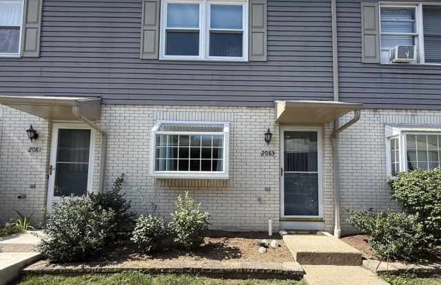 Woods Edge 3-Bedroom Townhome! photos photos