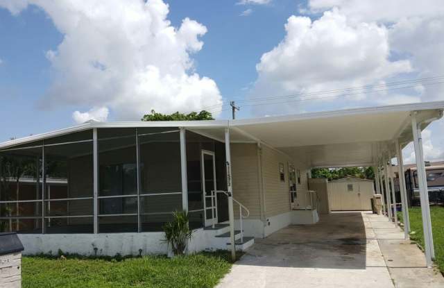 11573 Venetian Avenue - 11573 Venetian Avenue, Watergate, FL 33428