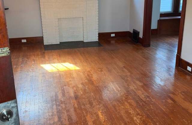 3 Bedrooms, a Garage & Room to Hide From Your Responsibilities Gallery 3