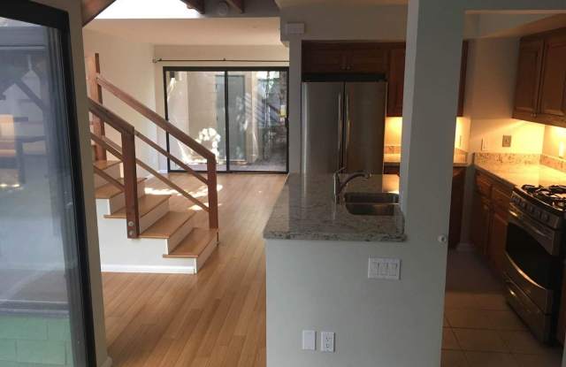 1732 Oliver Avenue, #2 Gallery 2