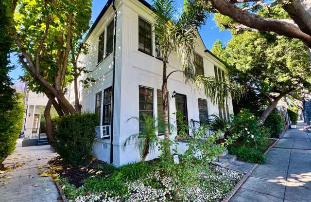 Sun-Filled 2-bed 1-bath First Floor short stroll to Cedars-Sinai, Robertson Blvd, Beverly Center photos photos Sun-Filled 2-bed 1-bath First Floor short stroll to Cedars-Sinai, Robertson Blvd, Beverly Center photos photos
