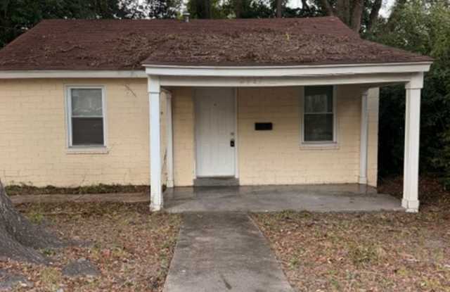 2-bedroom 1-bath Gallery 1