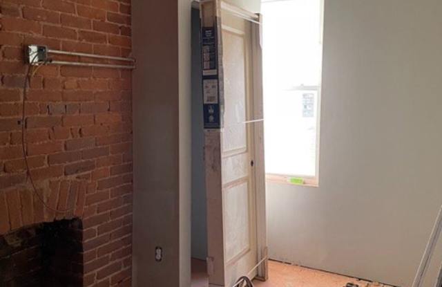 3474 1/2 Ligonier Street Gallery 4