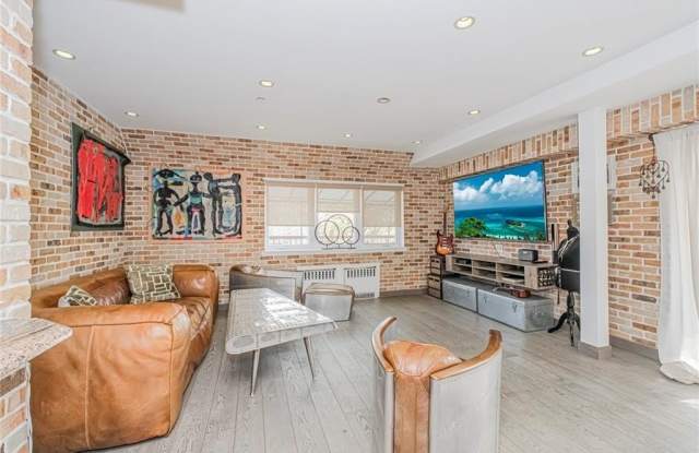 3567 East Shore Parkway photos photos