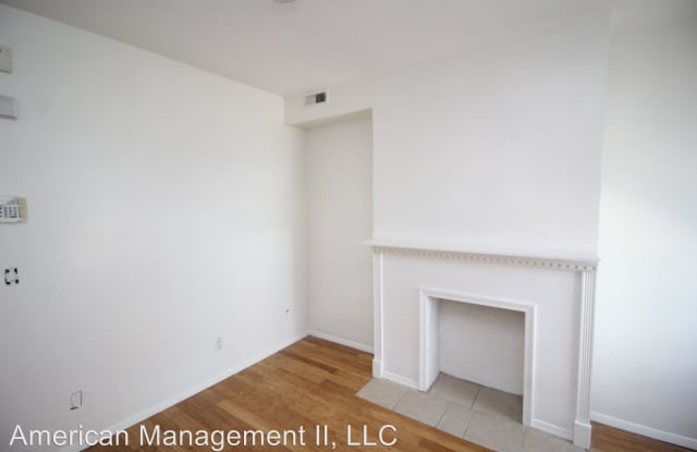 2313 Hunter St. Gallery 3