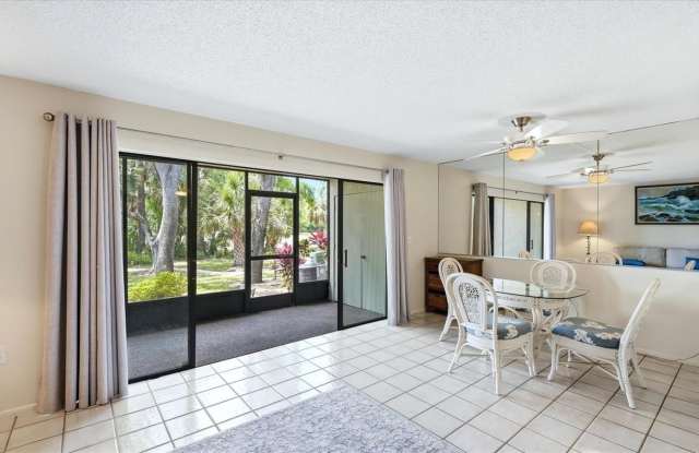 3025 QUAIL Hollow Gallery 3