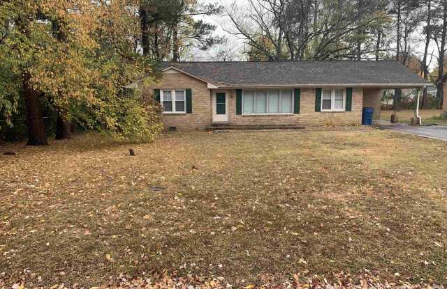 1601 Belmont - 1601 Belmont Drive, Murray, KY 42071