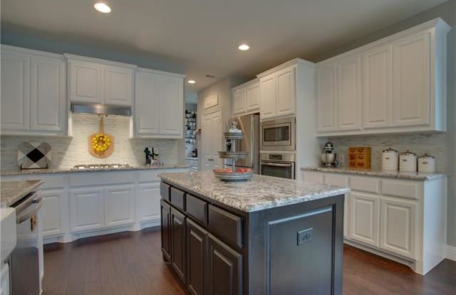 1124 4th Street - 1124 4th St, Denton, TX 76226