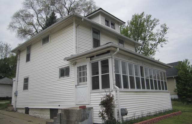 1516 S Pennsylvania Ave - 1516 South Pennsylvania Avenue, Lansing, MI 48910