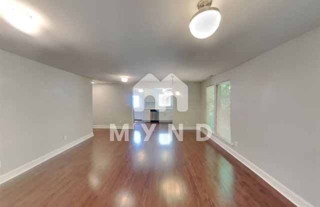 1918 E Main St - 1918 East Main Street, Durham, NC 27703