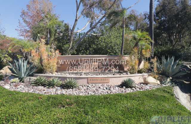 Updated 2-Bedroom 2-Bath Condo - 3505 Cameo Drive, Oceanside, CA 92056