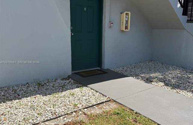 7120 NW 179th St photos photos