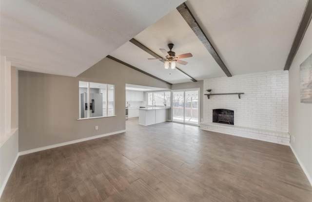 7325 Catbrier Court Gallery 3