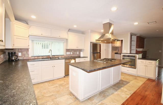 10821 Willowisp Drive - 10821 Willowisp Drive, Houston, TX 77035