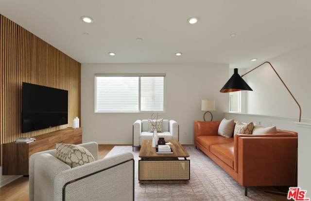 1558 Chia Way Gallery 4