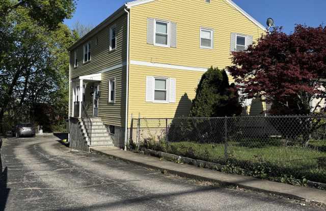 10 Fairview Avenue - 10 Fairview Avenue, Norwalk, CT 06850