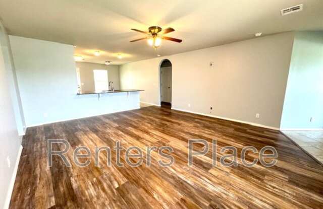 1228 East Toledo Street Gallery 2