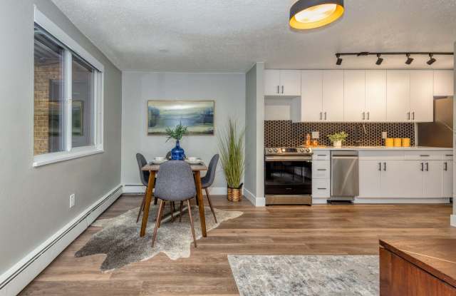 1341 Cook Gallery 3
