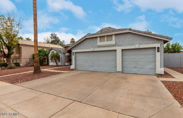 18860 N 73RD Drive Gallery 2