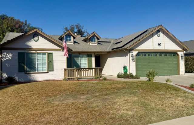 884 W Cinnamon Avenue Gallery 2