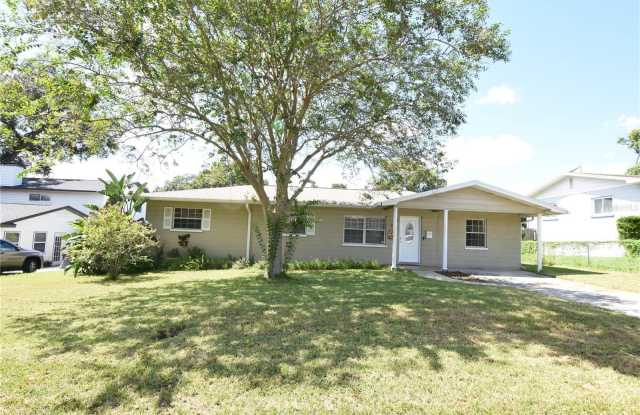 3133 S POLK AVENUE - 3133 South Polk Avenue, Lakeland, FL 33803