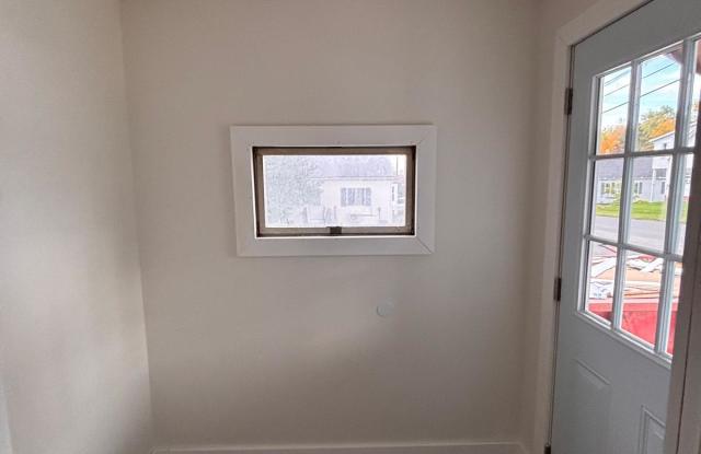 12 Katahdin Ave Gallery 4