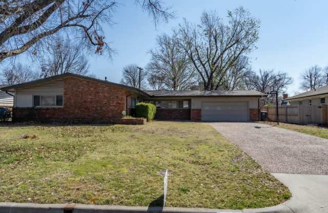 3 Bed | 2 Bath in Midtown! photos photos