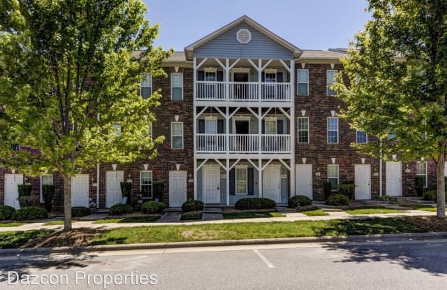 106-105 Locomotive Lane - 106 Locomotive Ln, Mooresville, NC 28115