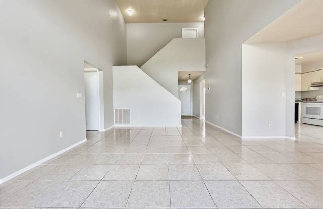 1017 Whalebone Bay Dr Gallery 4