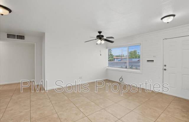 4672 North 30th Drive Gallery 2
