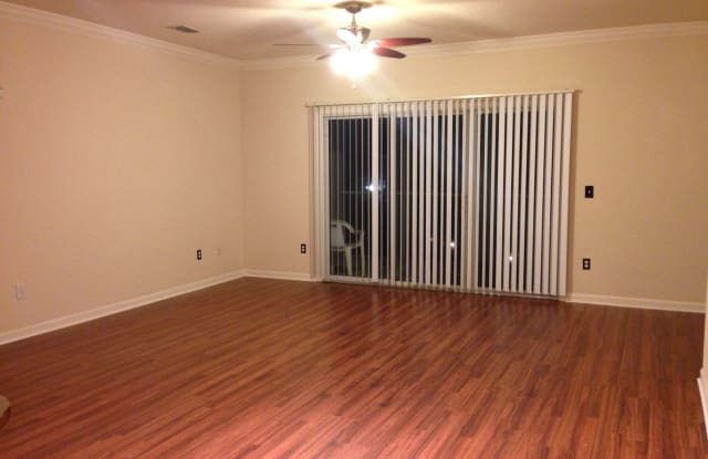 8290 Gate Parkway #1120 - 8290 W Gate Pkwy 1120, Jacksonville, FL 32216