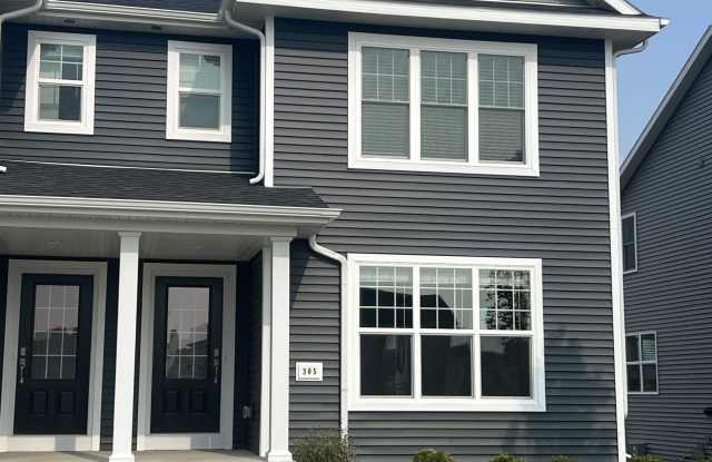 305 Breunig Boulevard photos photos