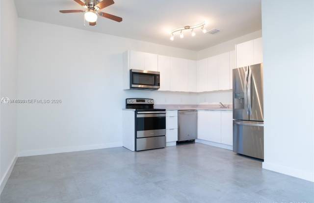 120 NE 71st St photos photos