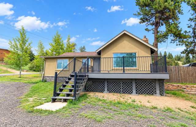 Fully Updated 2 Bed 1 Bath in Woodland Park! Gallery 1