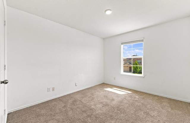 3319 Angus Crossing Gallery 3