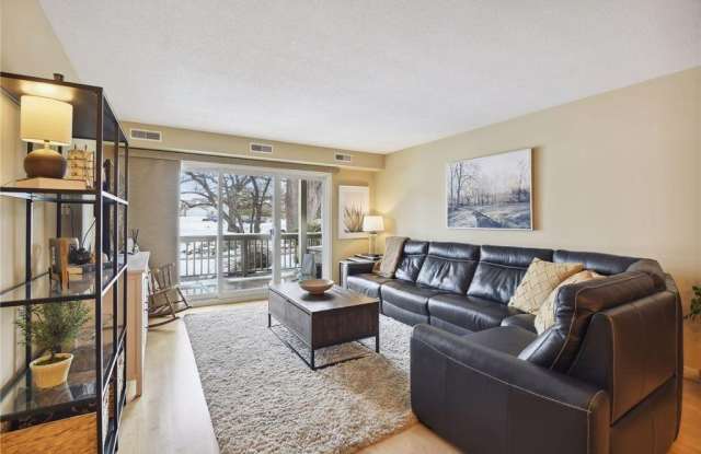 5424 France Ave S - 5424 France Avenue South, Edina, MN 55410