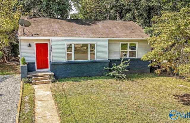 2523 Roland Road SW Gallery 1