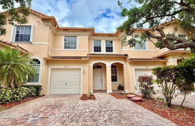 2674 SW 84th Ter photos photos