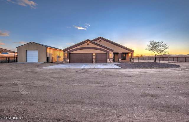 28196 N EDWARDS Road Gallery 1