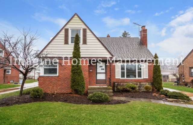 2744 Forestview Avenue photos photos