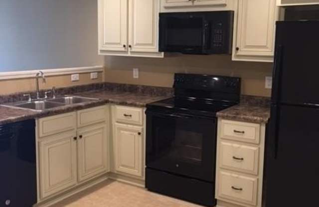 106 Pershing Place Court Gallery 3