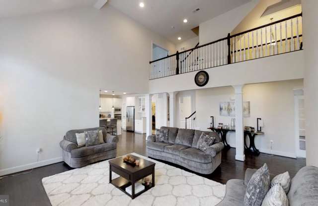 2204 NOBLE WAY Gallery 2