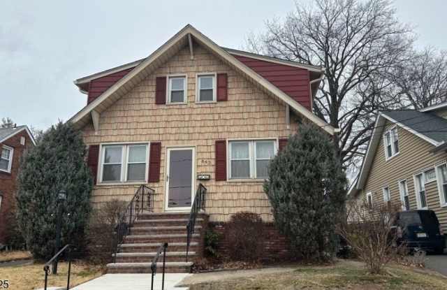 643 7th St photos photos