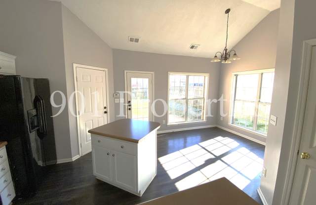 1120 Averett Lane Gallery 3
